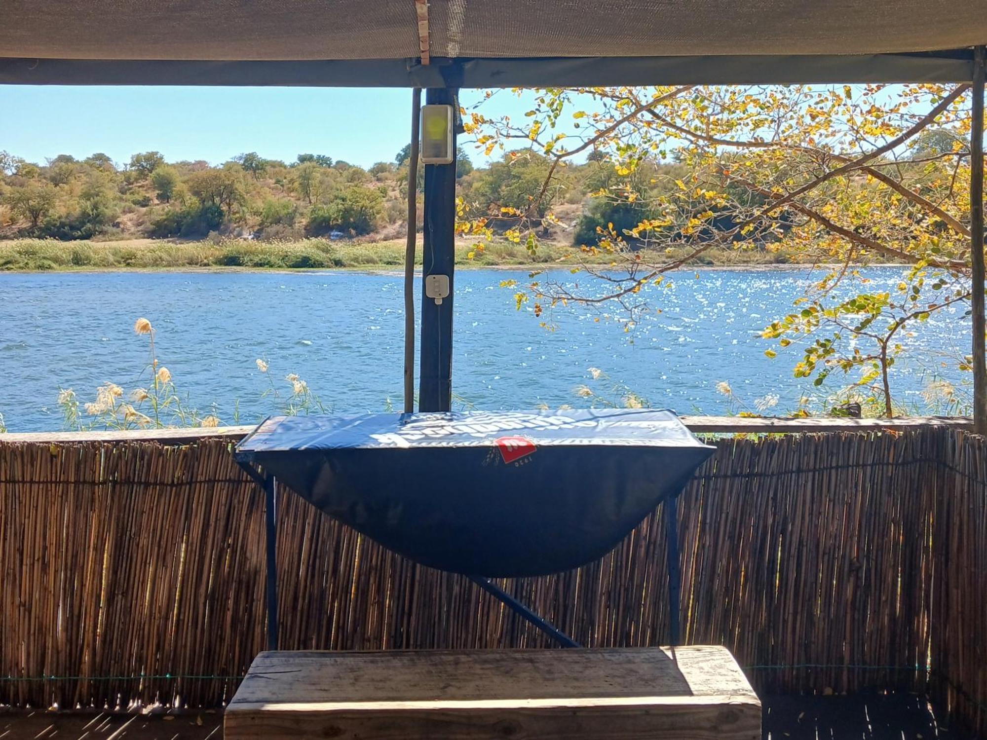 Camp Hogo Kavango Rundu Ngoại thất bức ảnh